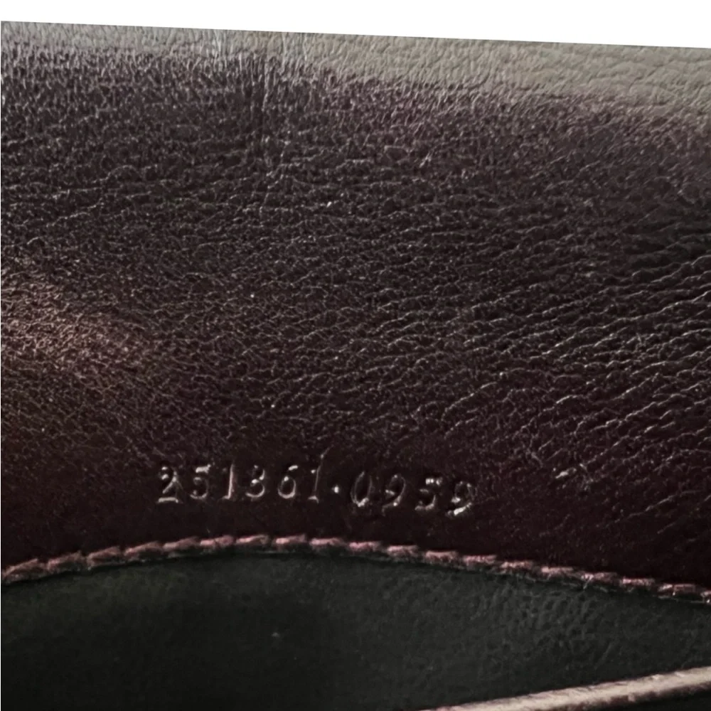 Gucci Burgundy Wallet with Gold Heart Logo - Picture 7 of 7